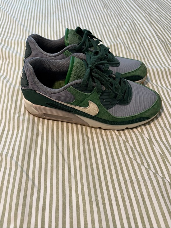 Air Max 90 PRM in Pro Green & Pale Ivory by Nike main image 9